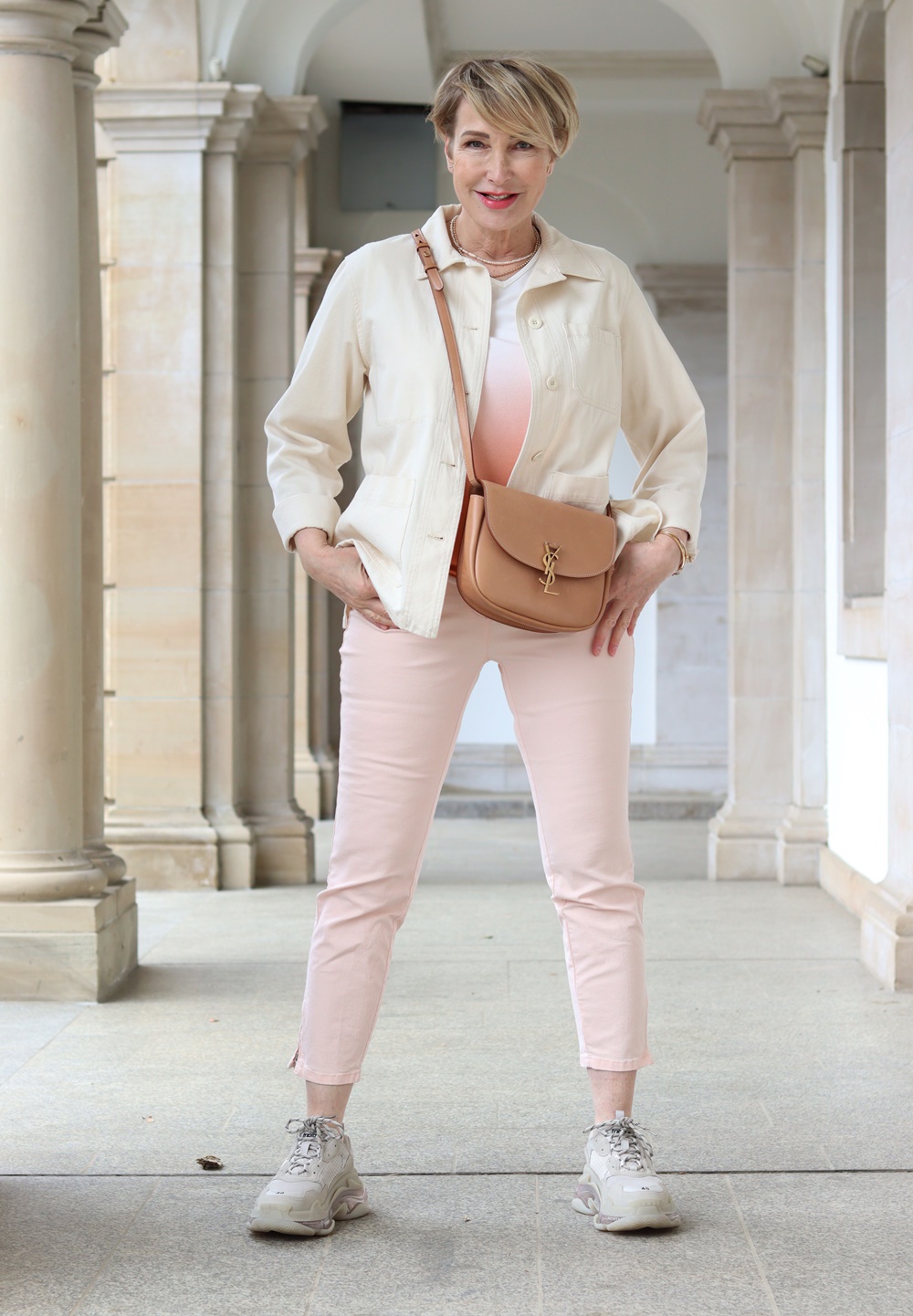 glamupyourlifestyle toni-Fashion balenciaga-sneaker saint-laurent-tasche ue-40-mode ue-50-blog