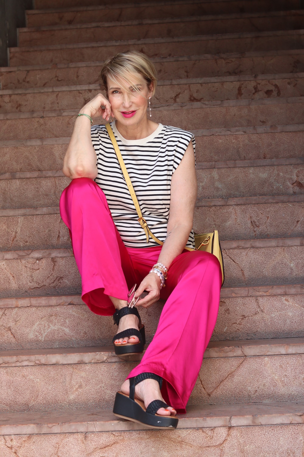 glamupyourlifestyle pink-hose ue-40-mode ue-50-blog frankfurt-fashion-week