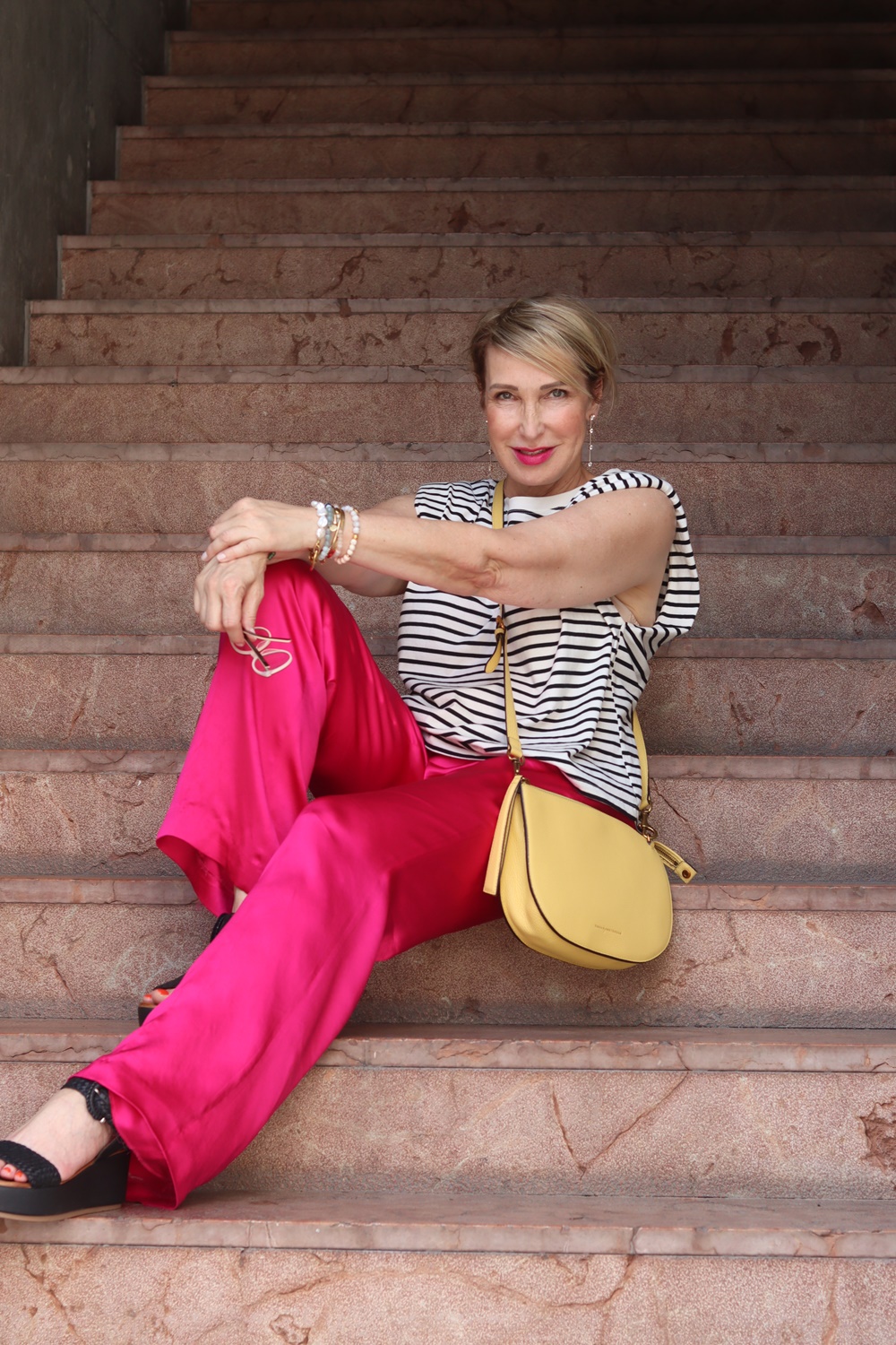 glamupyourlifestyle pink-hose ue-40-mode ue-50-blog frankfurt-fashion-week