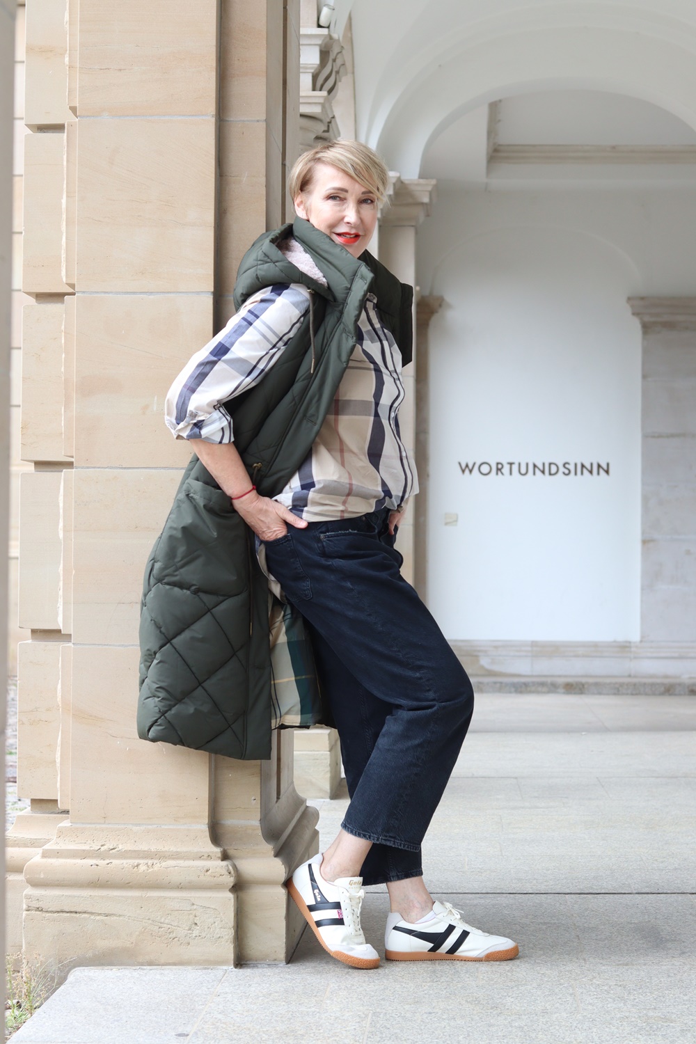 Glamupyourlifestyle Barbour steppwesten the-british-shop herbst-outfit ue-40-mode ue-50-blog daunenweste