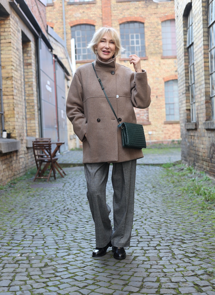 Glamupyourlifestyle Wolle Qualität The-British-Shop Wollmantel ue-40-Mode ue-50-blog Englische-Mode