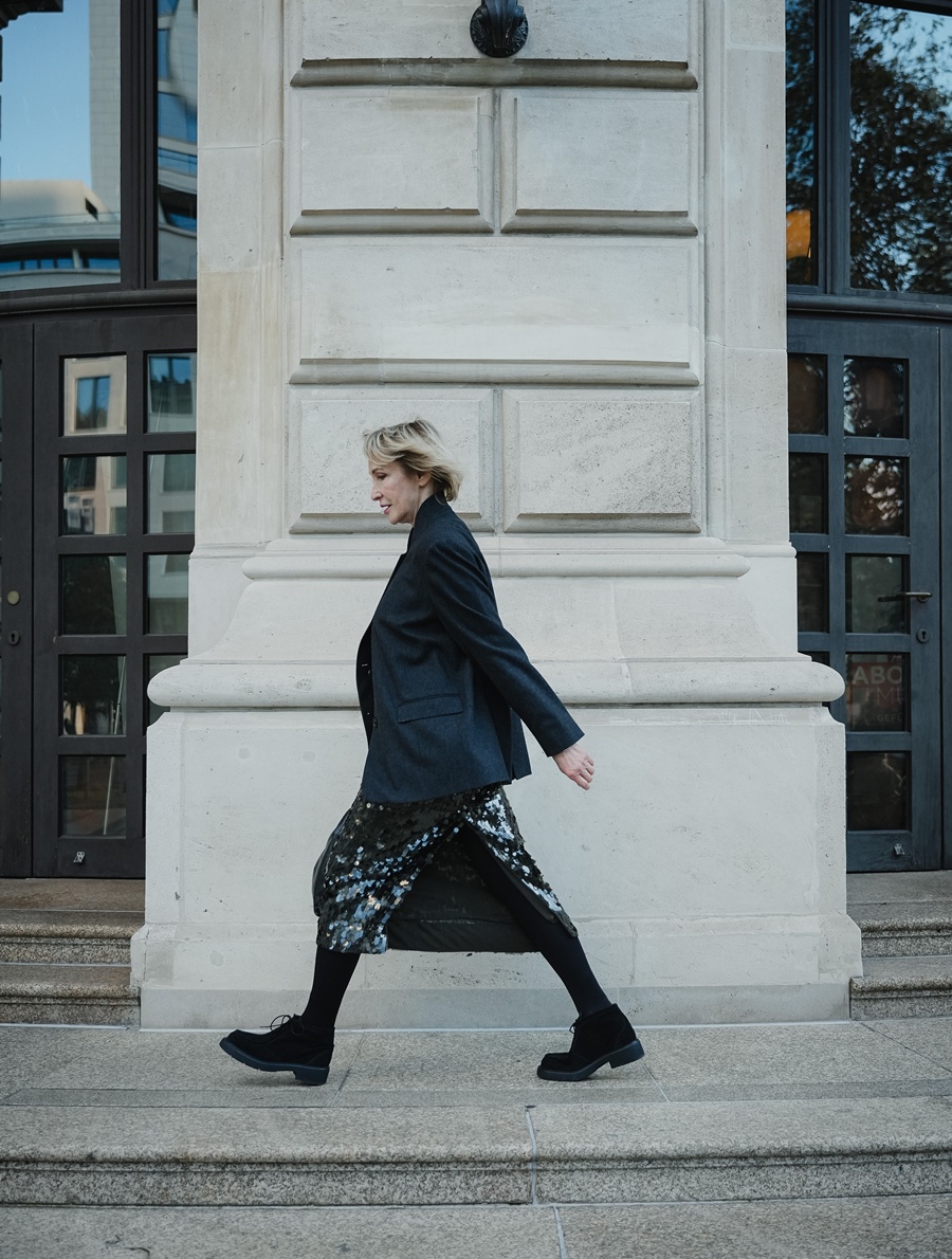 Paillettenrock Massimo-Dutti Blazer ue-40-mode ue-50-Blog